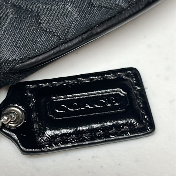 Coach Black Logo Wristlet Vintage - Picture 3 of 10